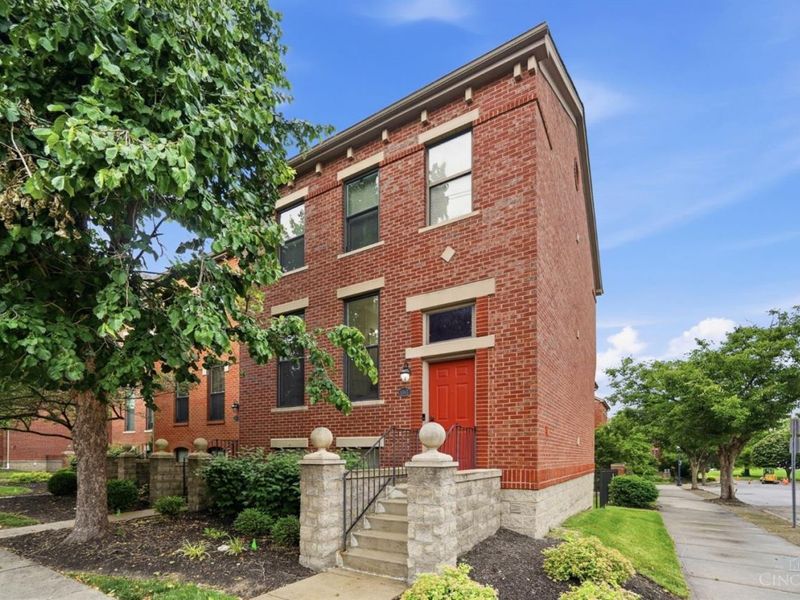 1013 John Street, Cincinnati, OH 45203 Photo 1