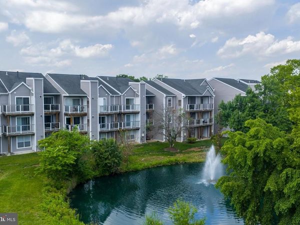 20604 CORNSTALK TERRACE, Unit 301, ASHBURN, VA 20147