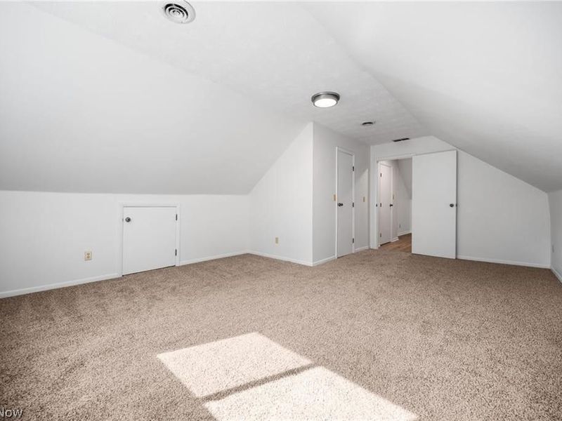 28300 Aurora Road , Solon, OH 44139 Photo 22