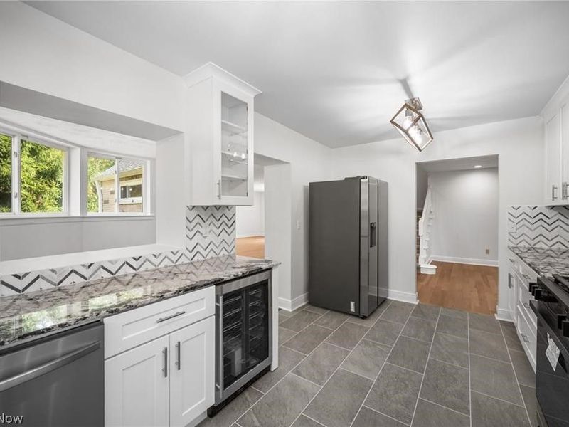 28300 Aurora Road , Solon, OH 44139 Photo 6