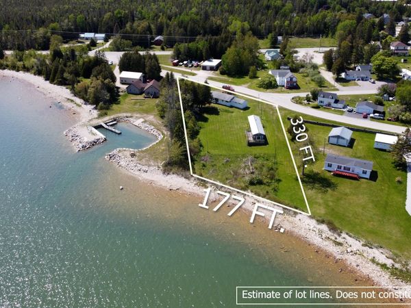 409 S Superior ST, De Tour Village, MI 49725