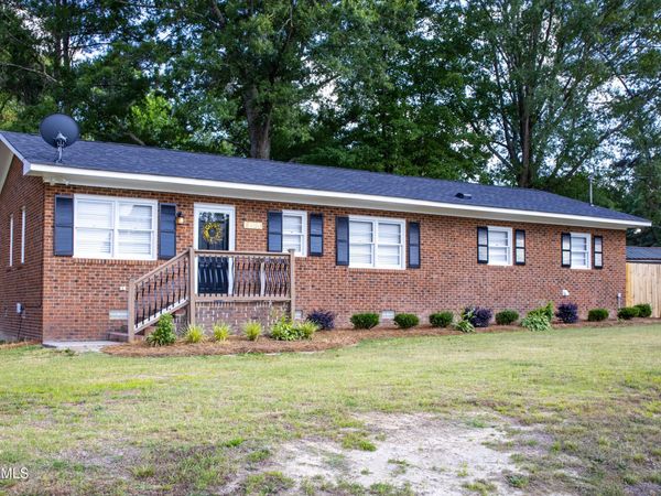 8359 Inscoe Road , Castalia, NC 27816
