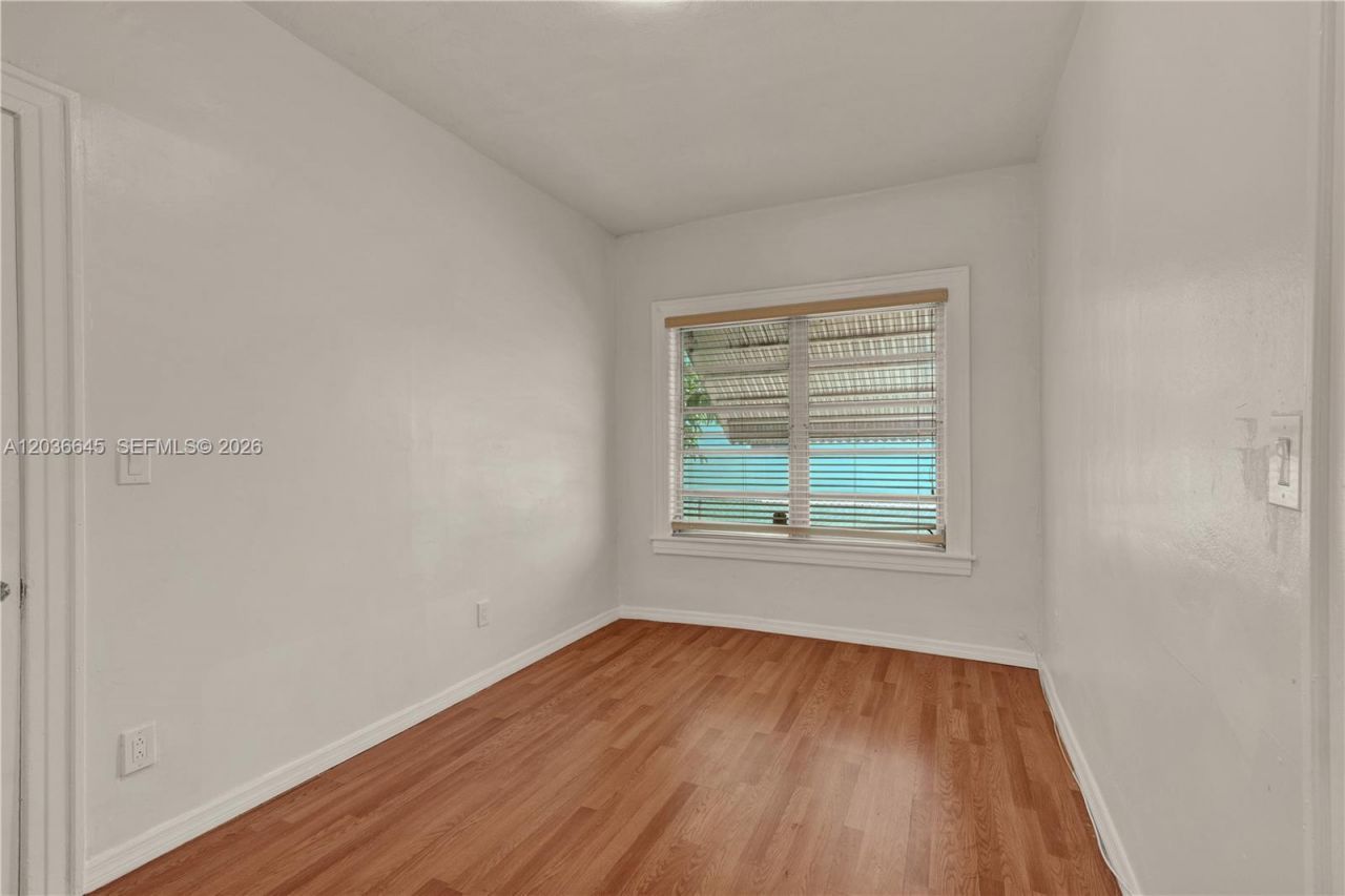 2145 SW 7th St , Unit 1, Miami, FL 33135 Photo