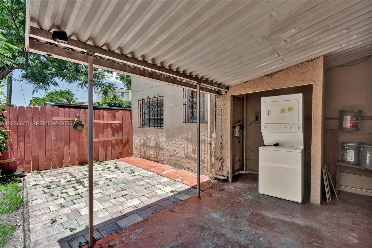 2145 SW 7th St , Unit 1, Miami, FL 33135 Photo