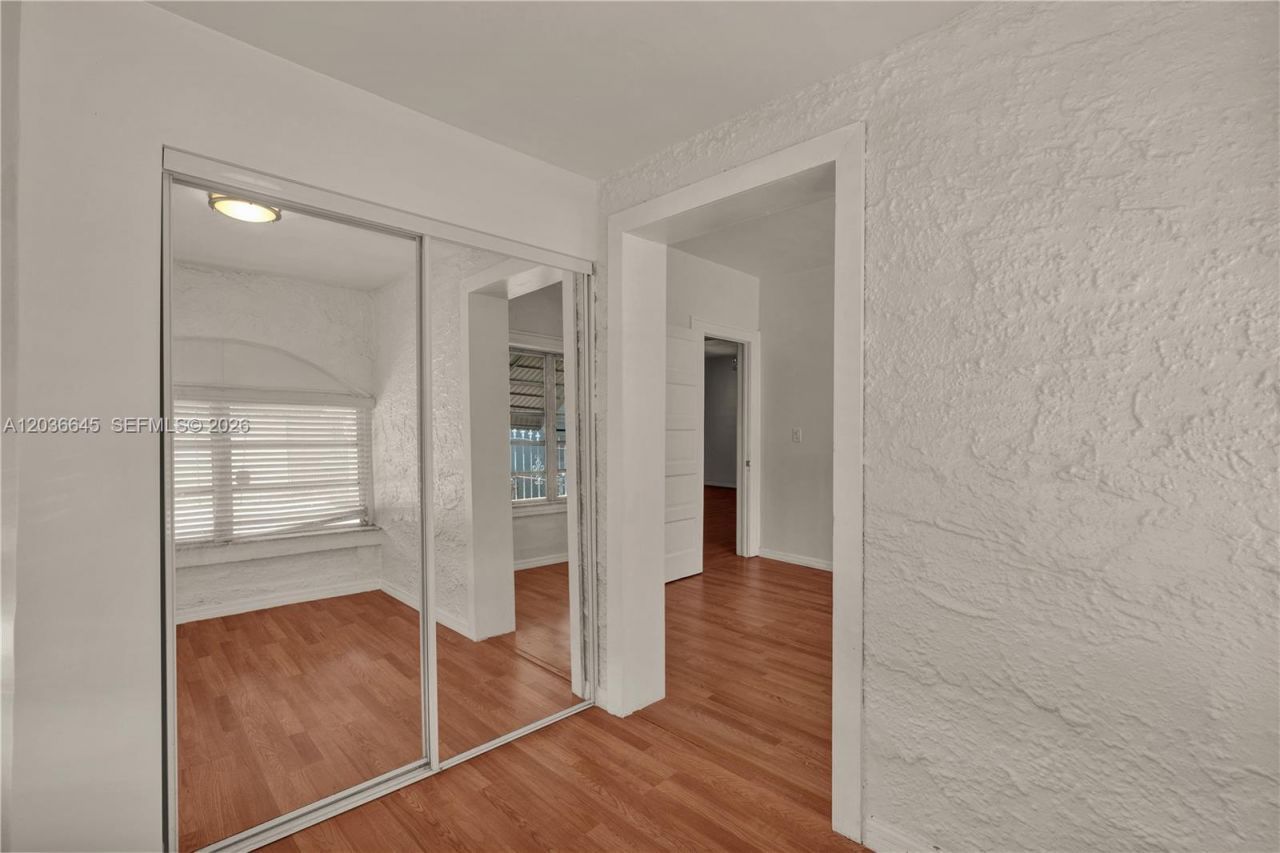 2145 SW 7th St , Unit 1, Miami, FL 33135 Photo