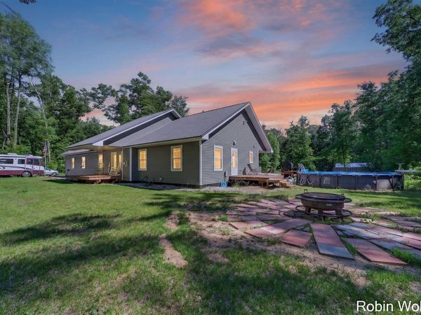 10337 Schow Road, Holton, MI 49425