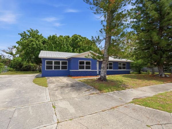 3000 Langston Drive, Fort Pierce, FL 34946
