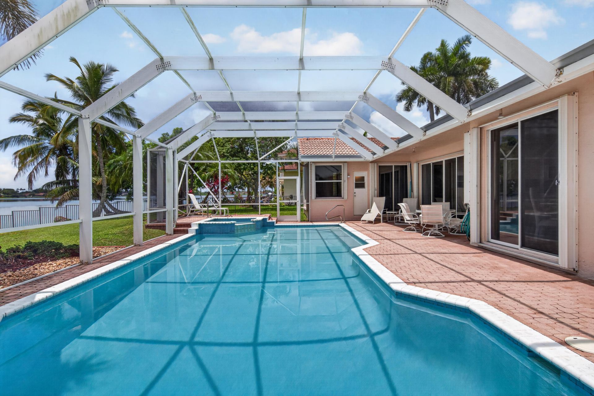 1501 NW 180th Way, Pembroke Pines, FL 33029 Photo