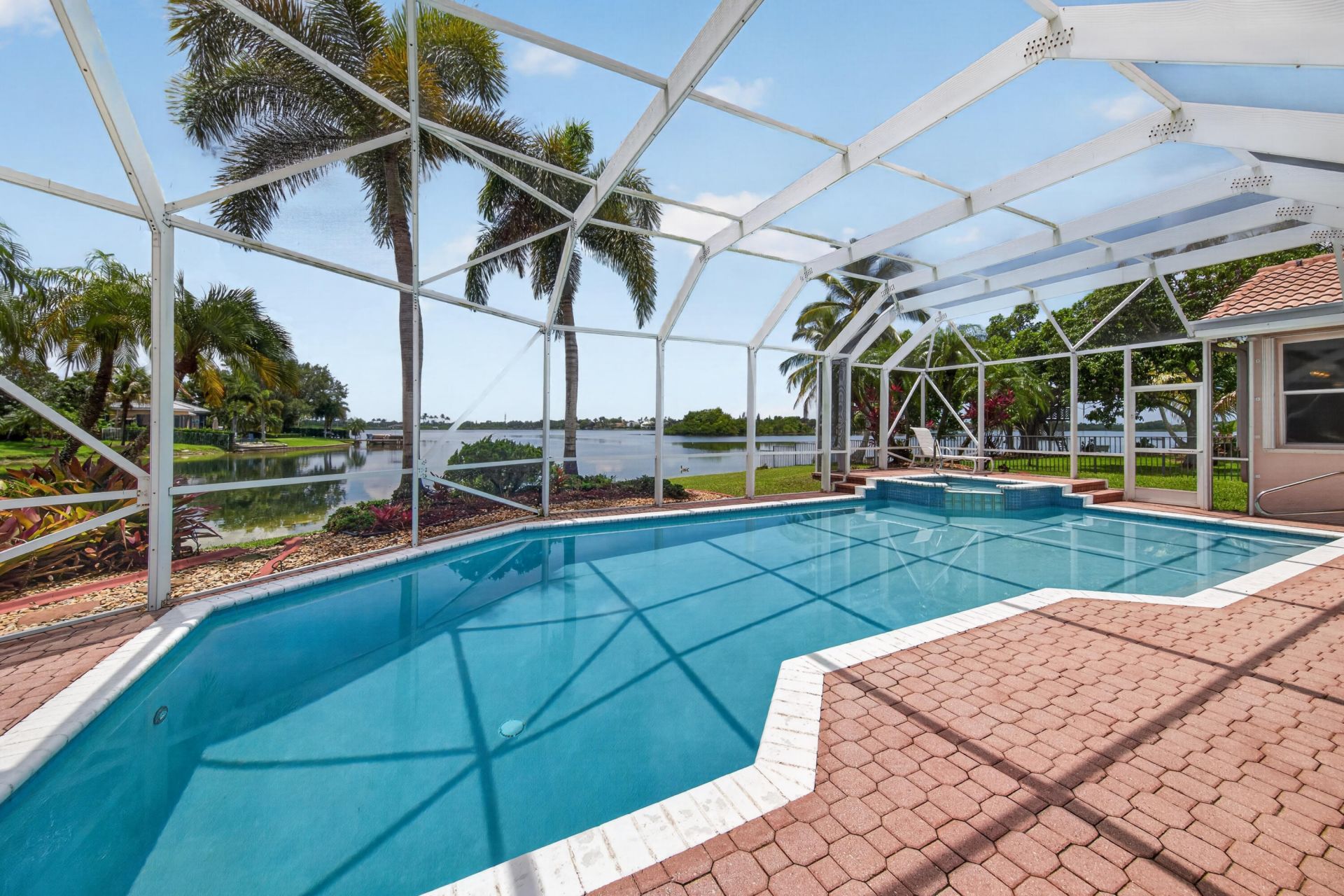 1501 NW 180th Way, Pembroke Pines, FL 33029 Photo