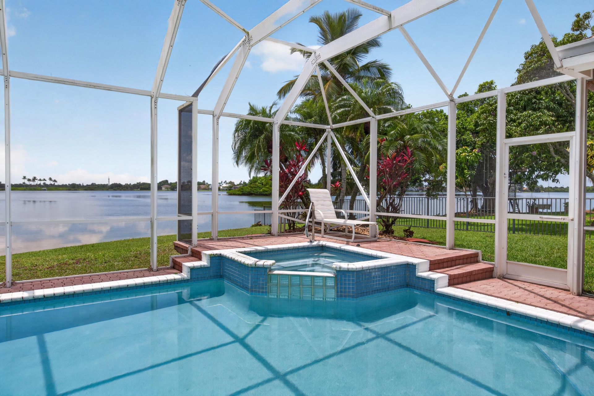 1501 NW 180th Way, Pembroke Pines, FL 33029 Photo