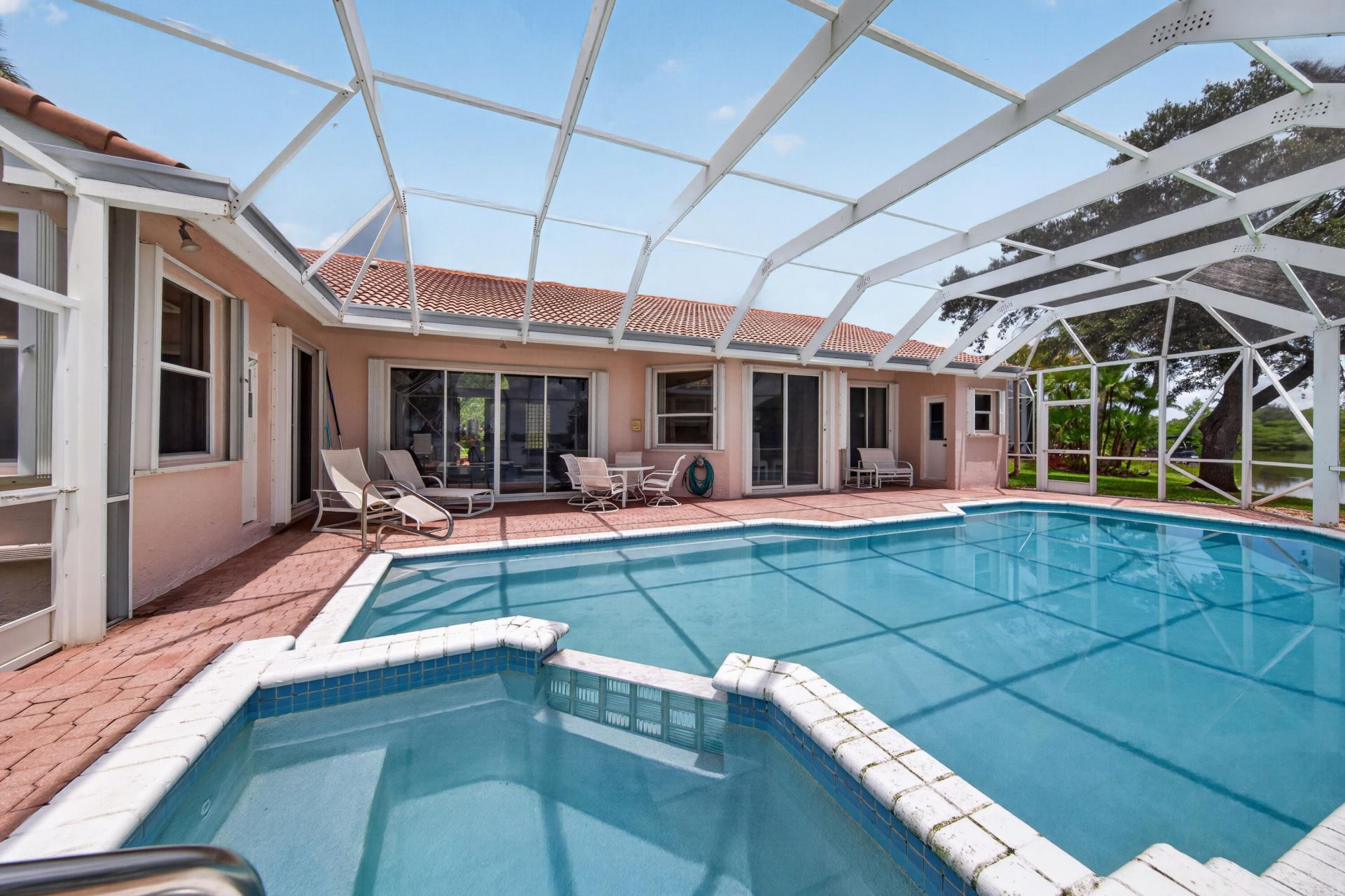 1501 NW 180th Way, Pembroke Pines, FL 33029 Photo