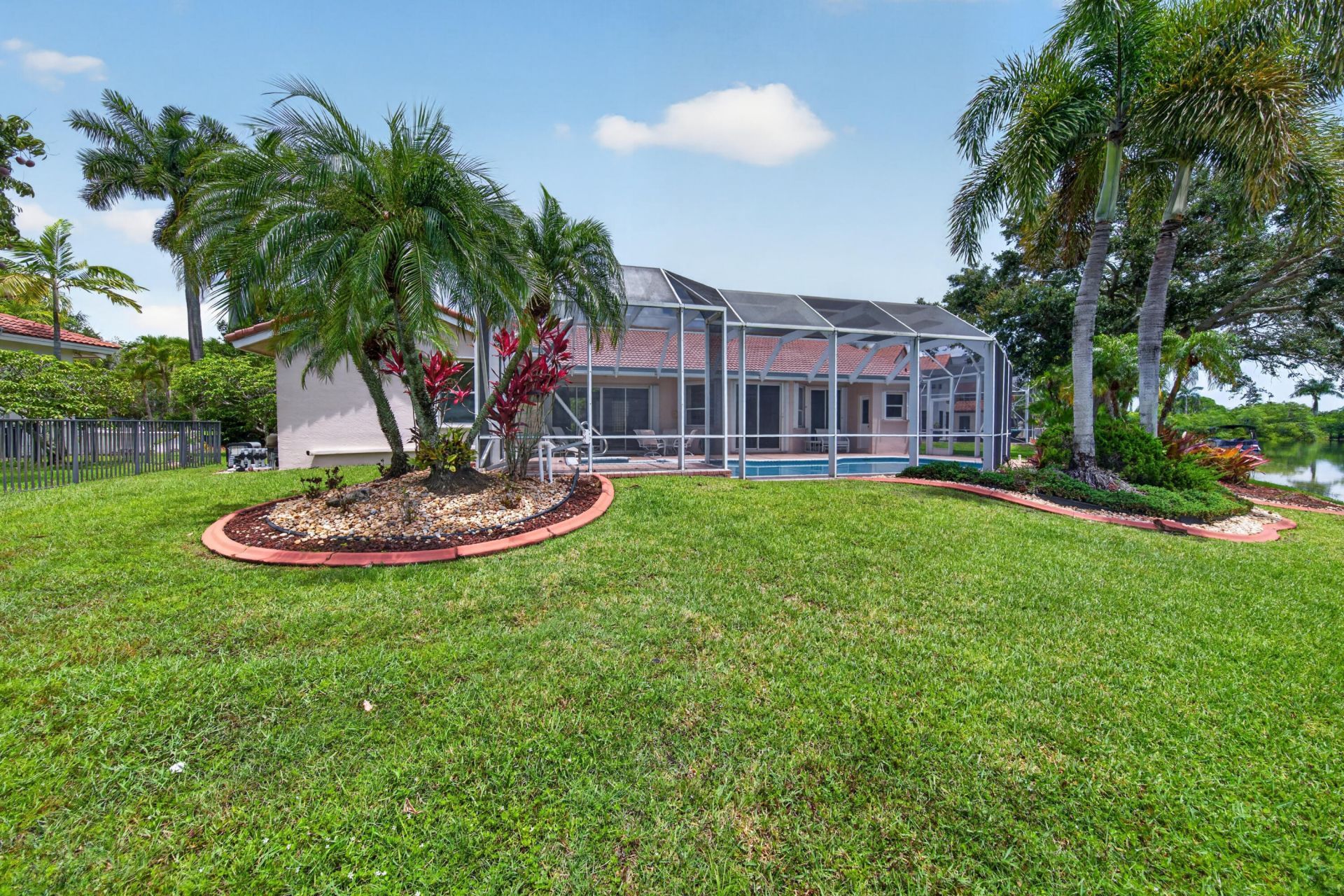 1501 NW 180th Way, Pembroke Pines, FL 33029 Photo