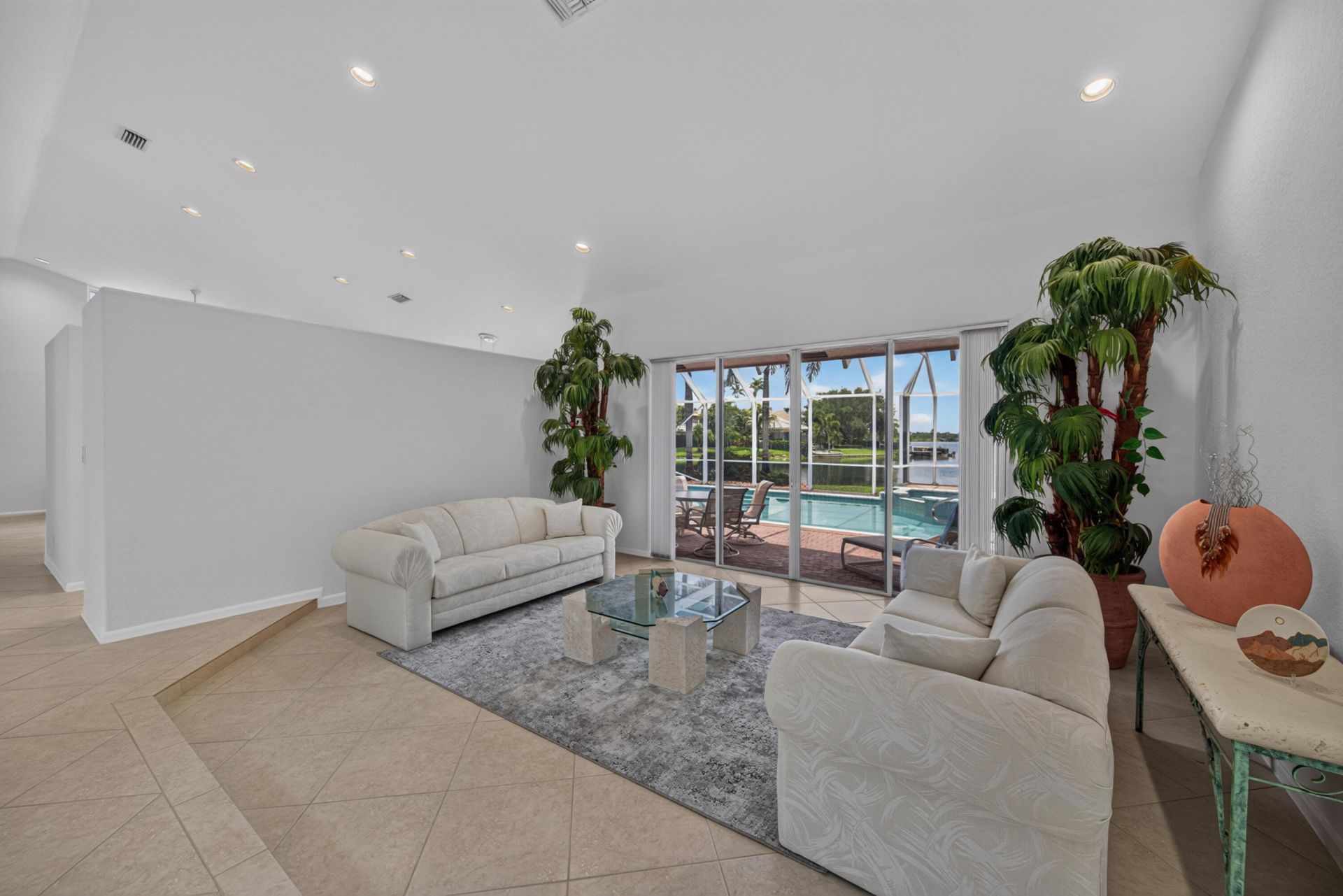1501 NW 180th Way, Pembroke Pines, FL 33029 Photo