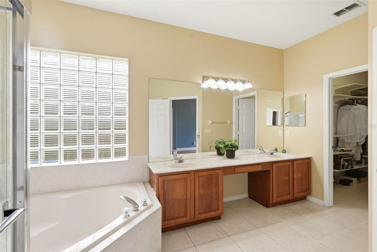 936 Kingsridge Circle, Gotha, FL 34734 Photo