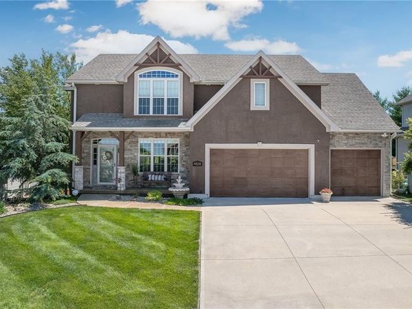4614 Corinth Drive, St Joseph, MO 64506