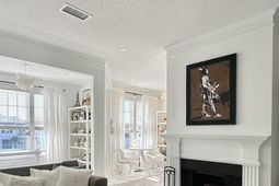 1032 Rosewood Lane photo 4