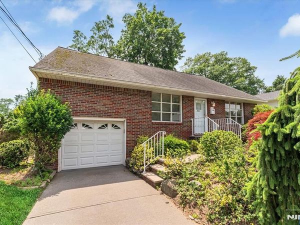 681 Schaefer Avenue, ORADELL, NJ 07649