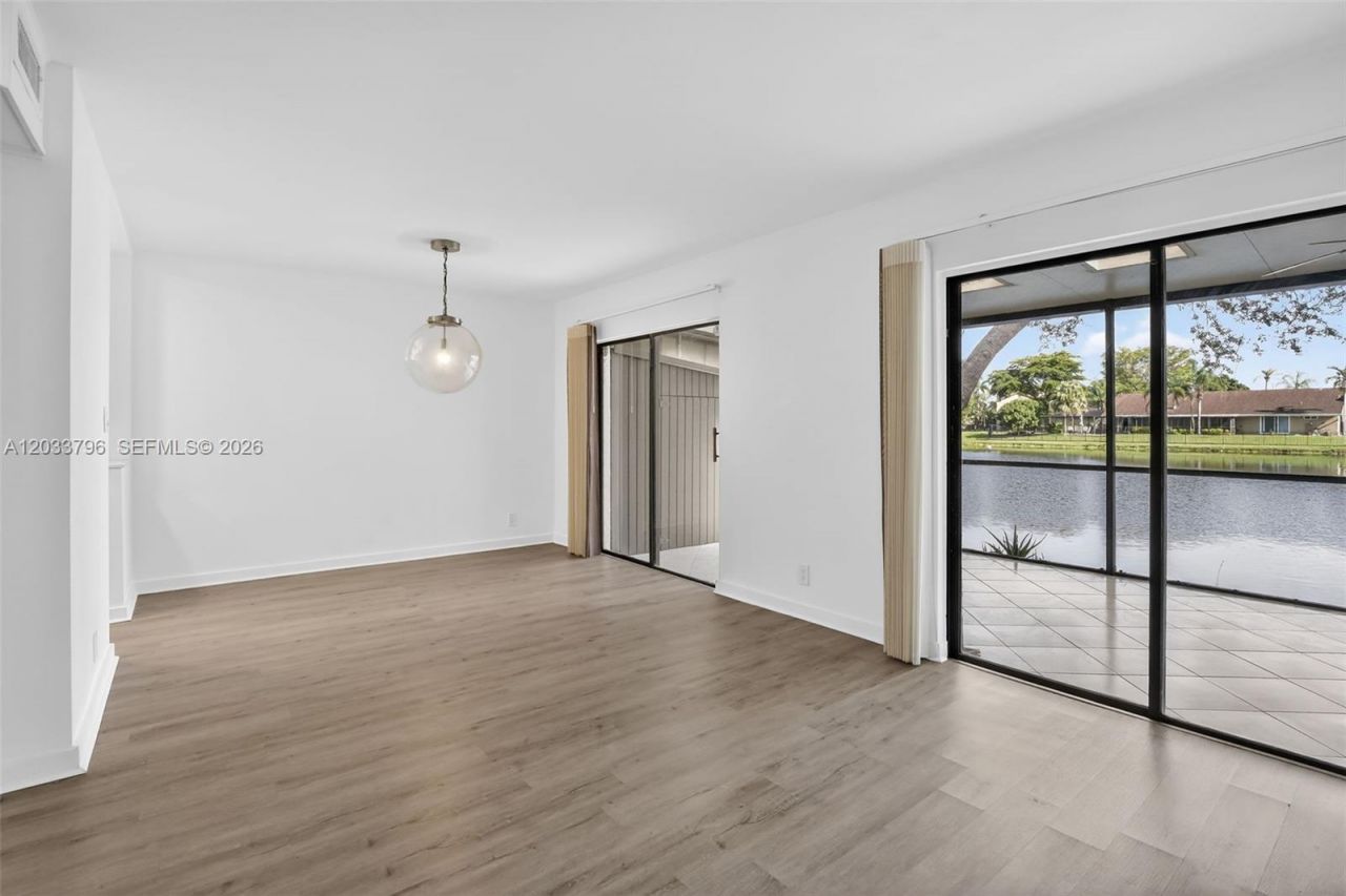 9703 N New River Canal Rd , Unit 103, Plantation, FL 33324 Photo