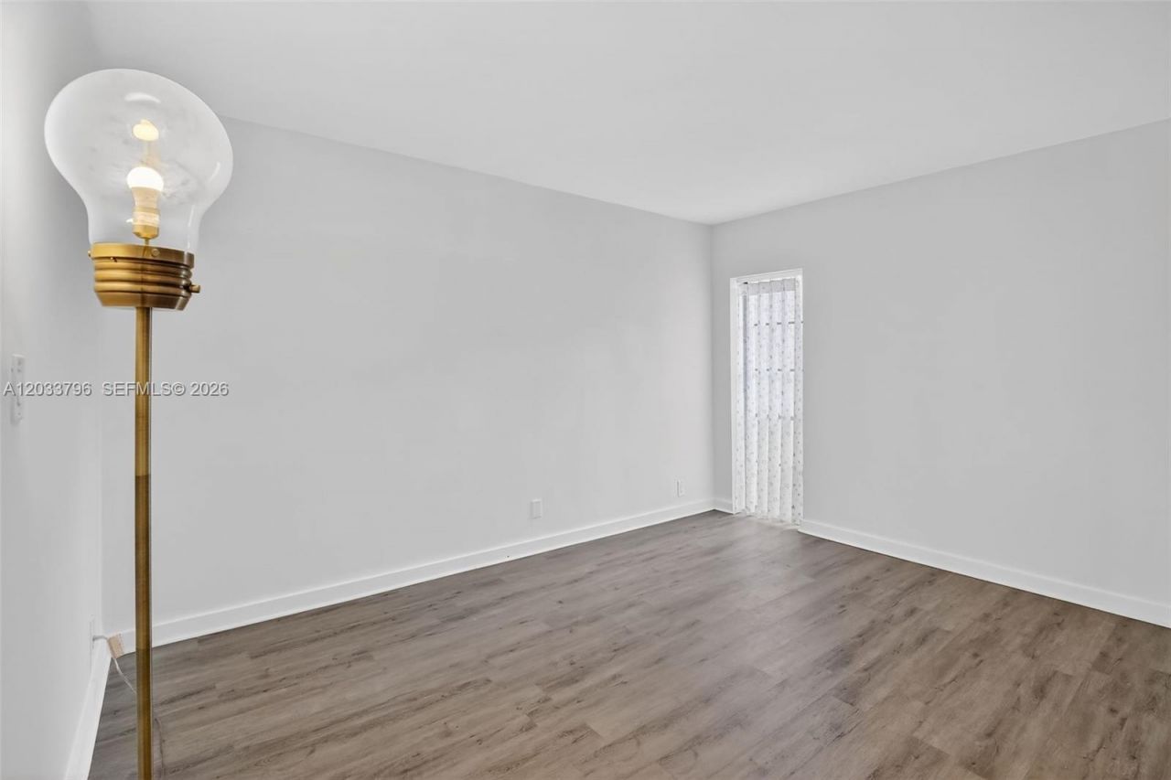 9703 N New River Canal Rd , Unit 103, Plantation, FL 33324 Photo