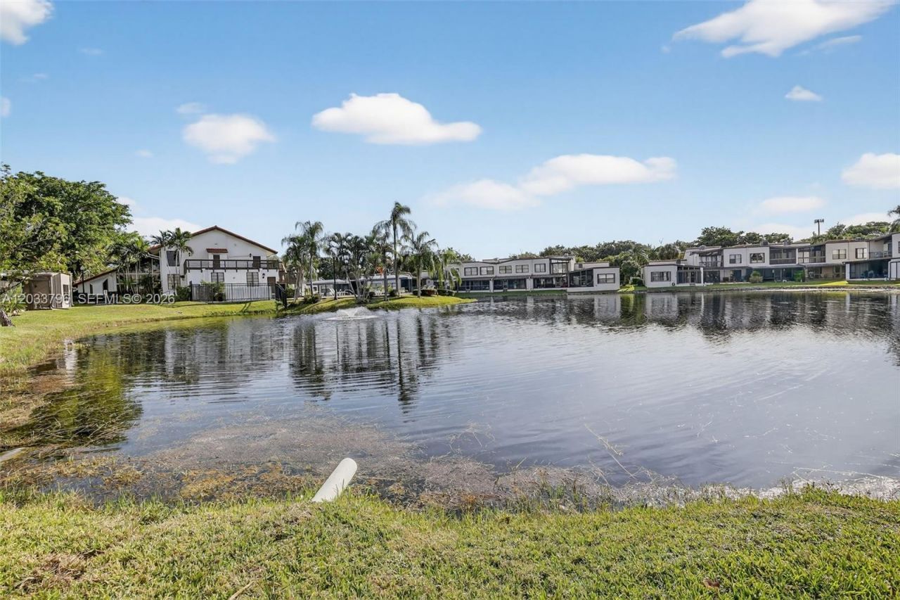 9703 N New River Canal Rd , Unit 103, Plantation, FL 33324 Photo