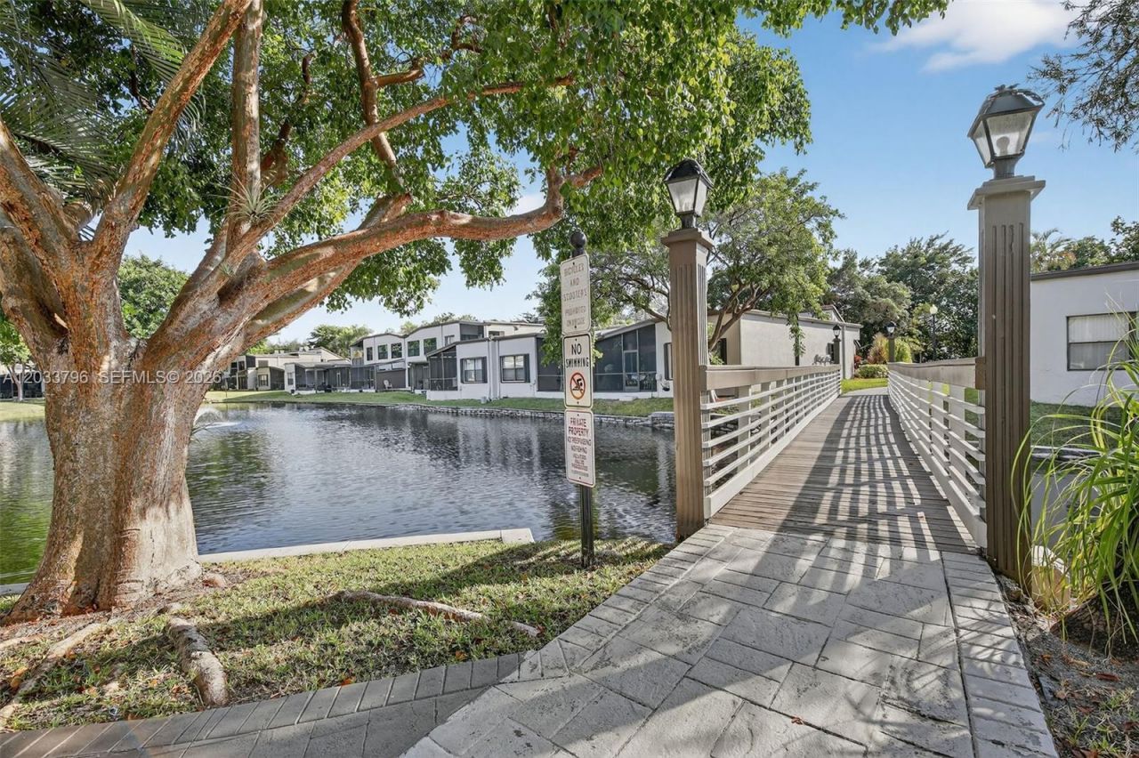 9703 N New River Canal Rd , Unit 103, Plantation, FL 33324 Photo