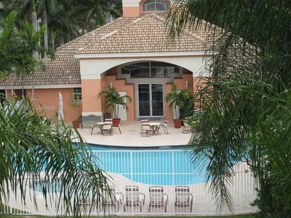 6900 SW 39th St , Unit 113K, Davie, FL 33314