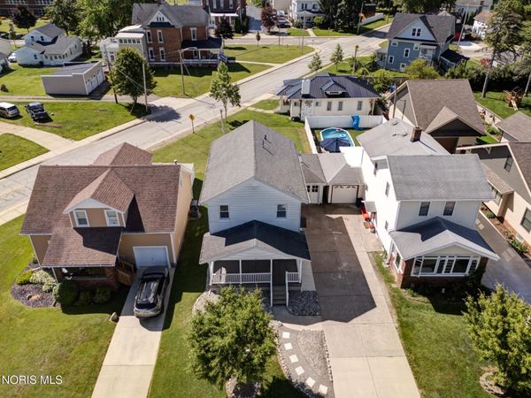 409 W Washington Street, Napoleon, OH 43545