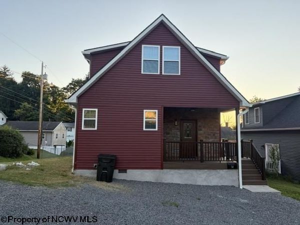 54 Sycamore Street, Morgantown, WV 26501