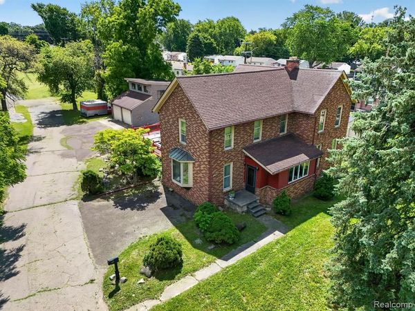 1684 Baldwin Avenue, Oakland Twp, MI 48340