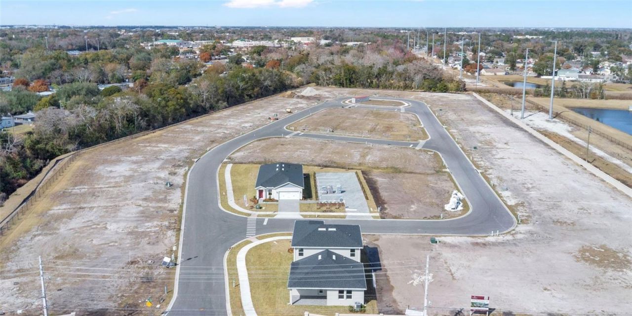 292 Elena Lavin Circle, Orlando, FL 32807 Photo