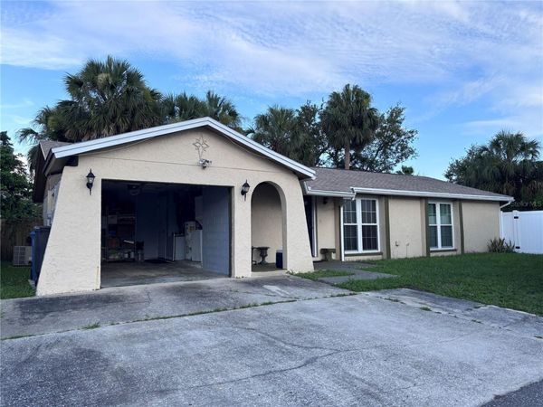 10102 MISSY COURT , TAMPA, FL 33615
