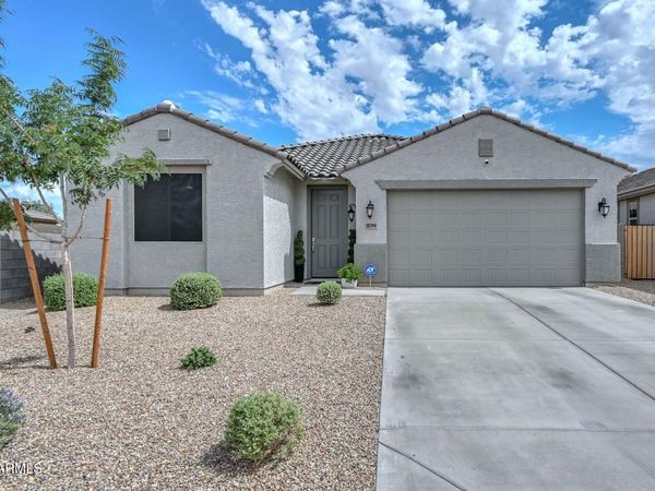 18390 W MONTE LINDO Lane, Surprise, AZ 85387