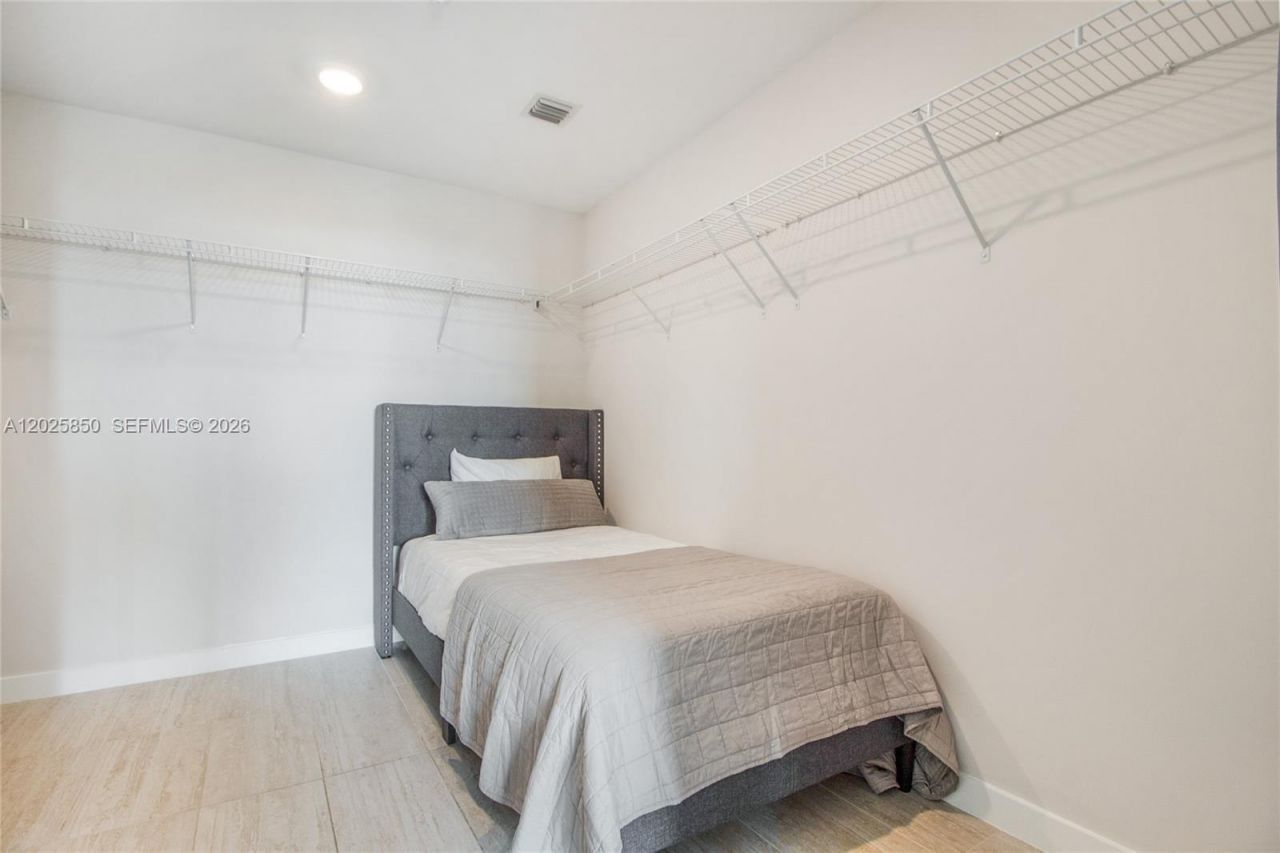 3900 Biscayne Blvd , Unit S-1110, Miami, FL 33137 Photo