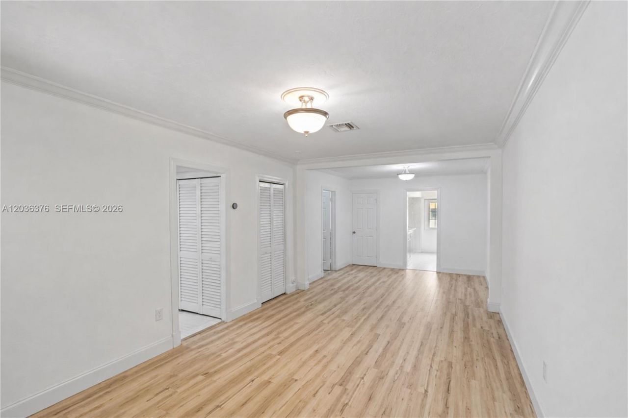2530 SW 27th St , Unit 2532, Miami, FL 33133 Photo