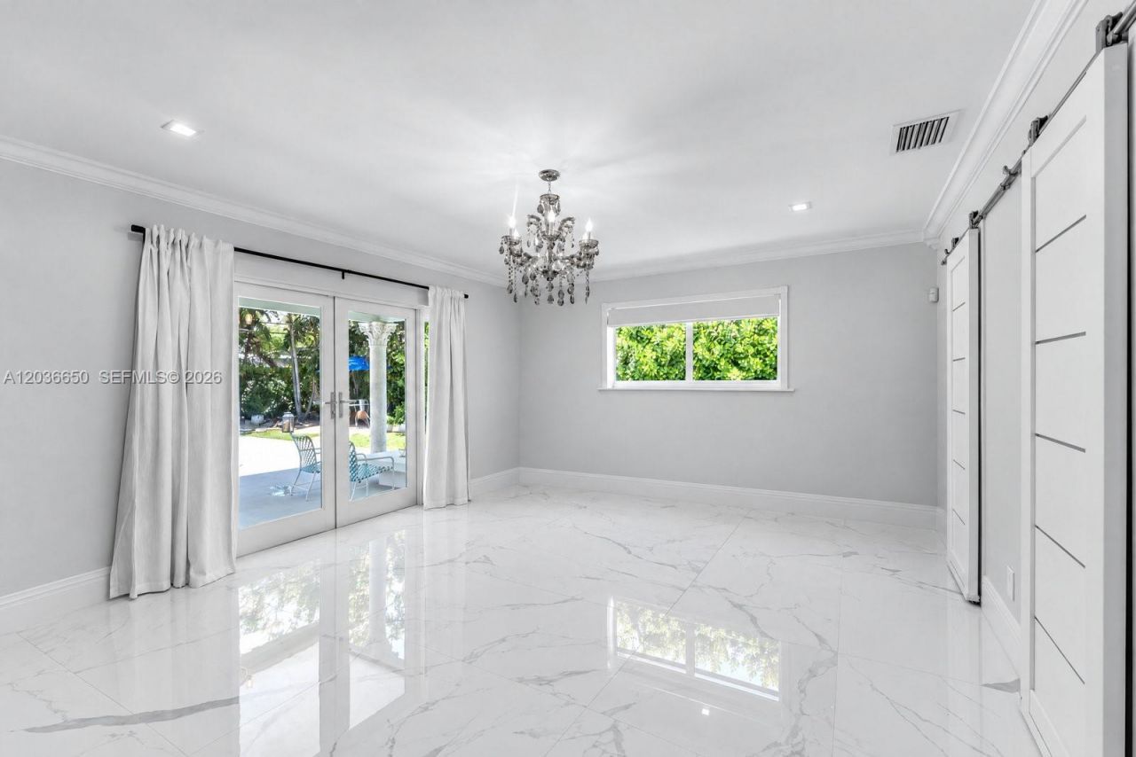 6561 Marlin Dr, Coral Gables, FL 33158 Photo