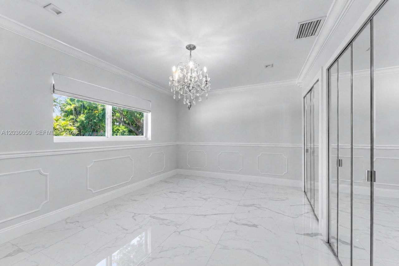 6561 Marlin Dr, Coral Gables, FL 33158 Photo