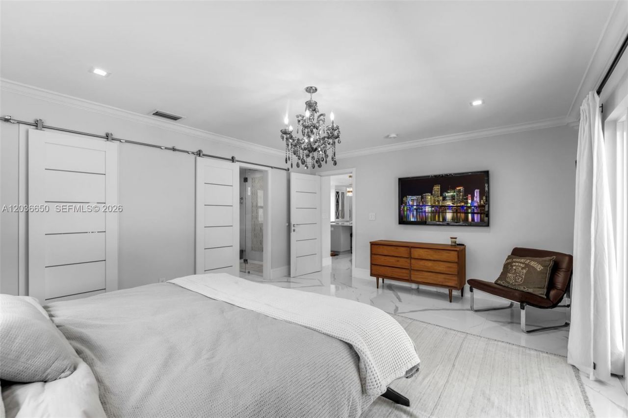 6561 Marlin Dr , Coral Gables, FL 33158 Photo