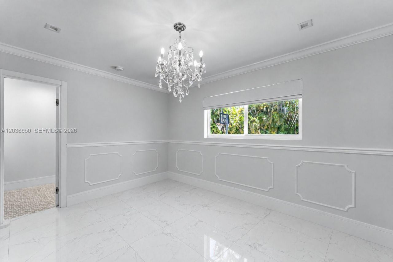 6561 Marlin Dr, Coral Gables, FL 33158 Photo