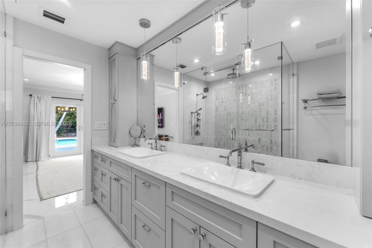6561 Marlin Dr , Coral Gables, FL 33158 Photo