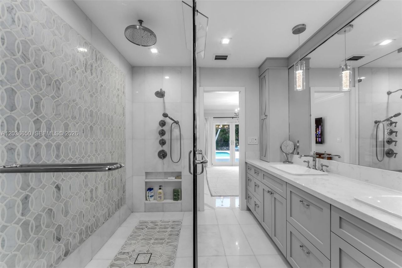 6561 Marlin Dr , Coral Gables, FL 33158 Photo