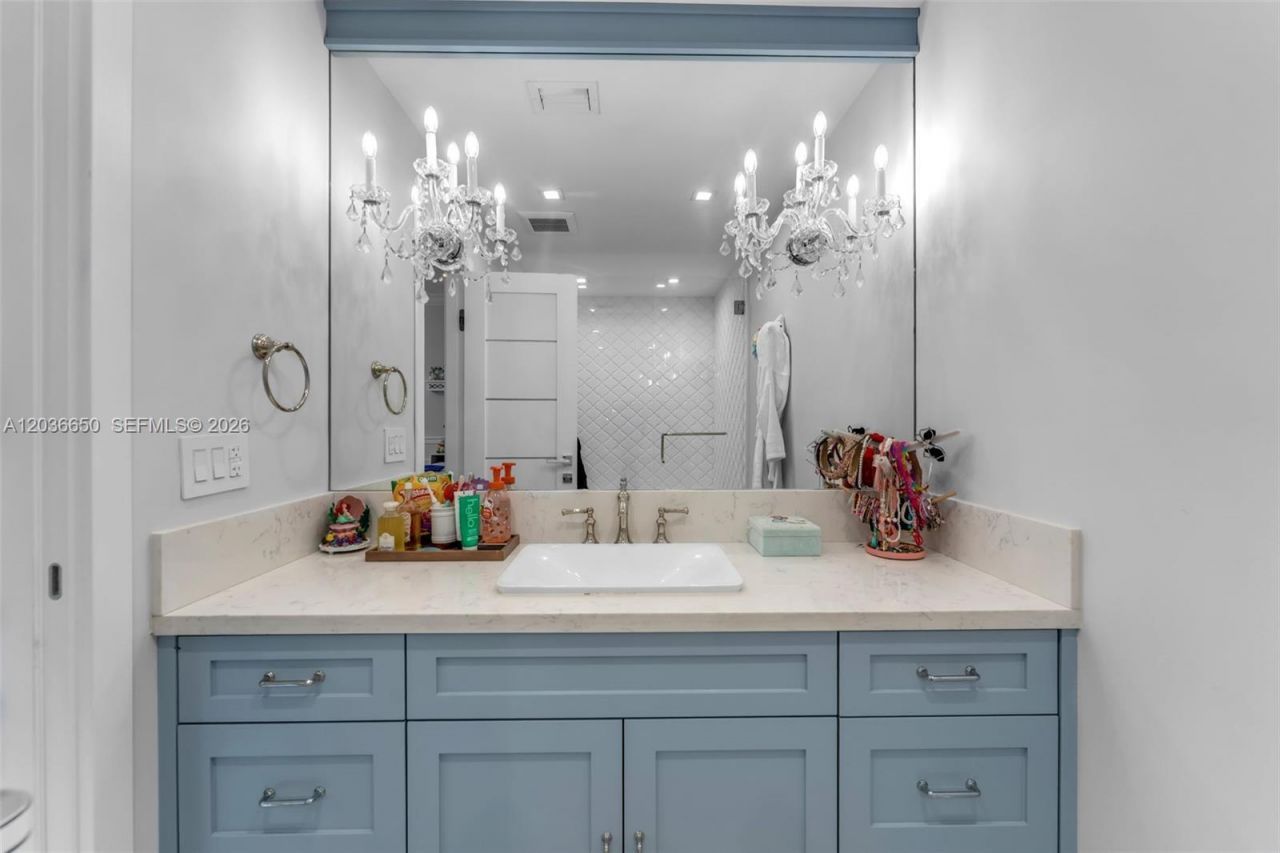 6561 Marlin Dr , Coral Gables, FL 33158 Photo