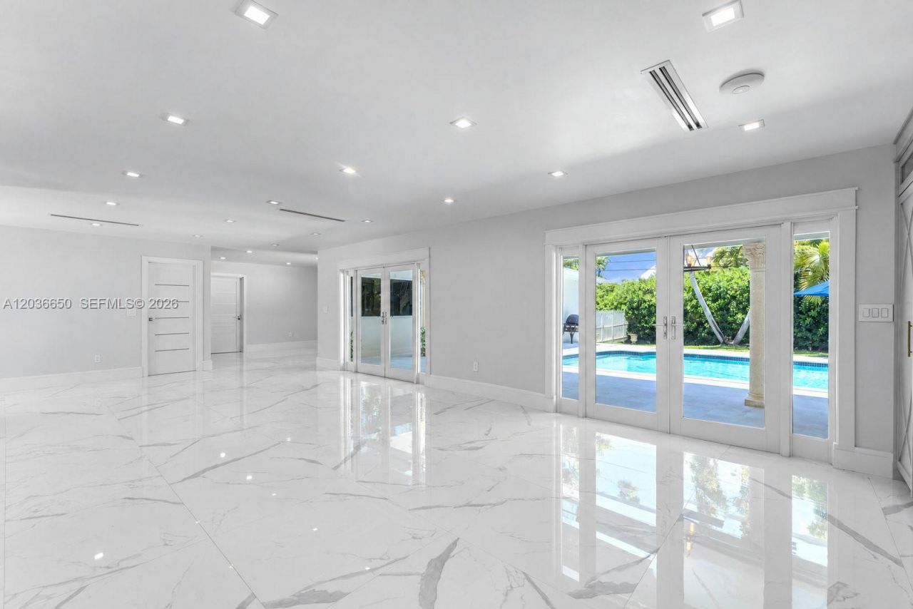 6561 Marlin Dr, Coral Gables, FL 33158 Photo