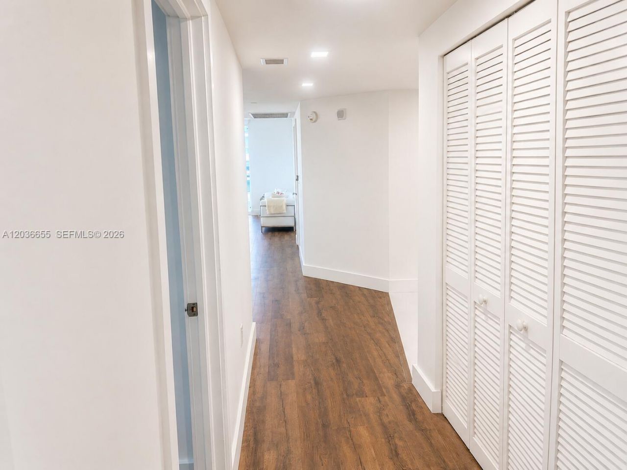 19501 W Country Club Dr , Unit 1903, Aventura, FL 33180 Photo