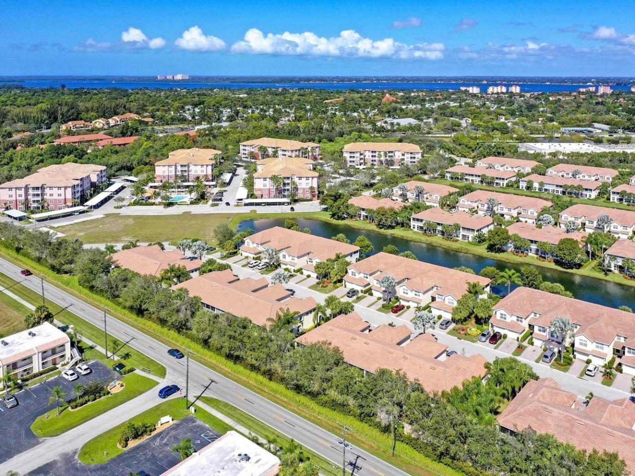 11620 Navarro Way, Unit 2404, Fort Myers, FL 33908 Photo