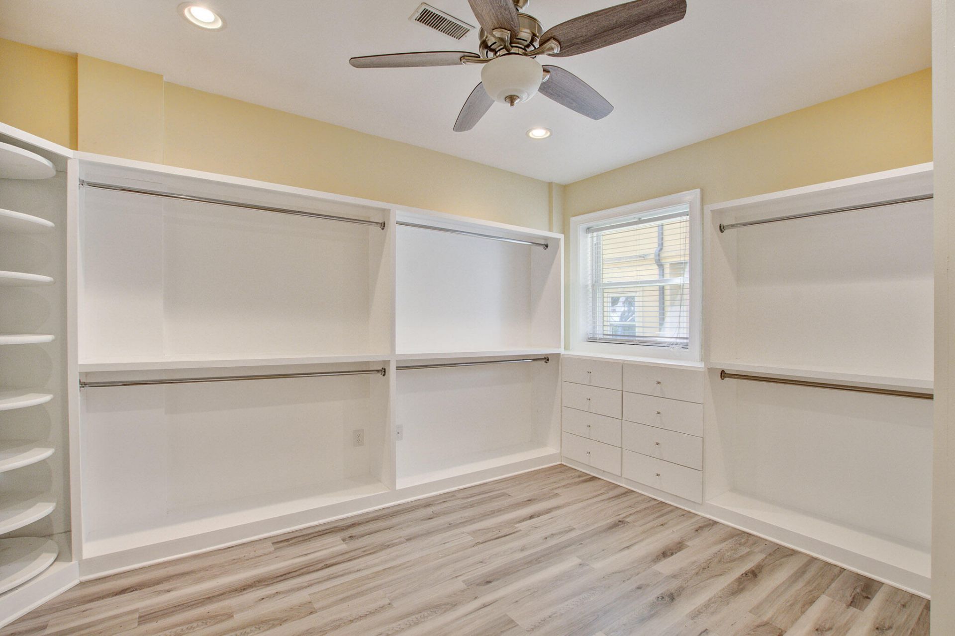 1739 Indigo Island Drive Photo 32