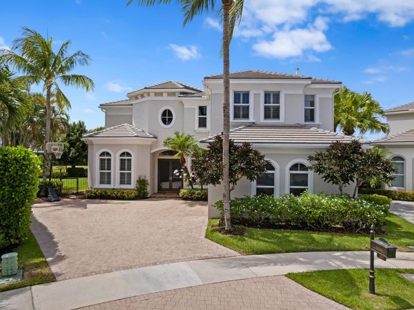 357 Vizcaya Drive, Palm Beach Gardens, FL 33418