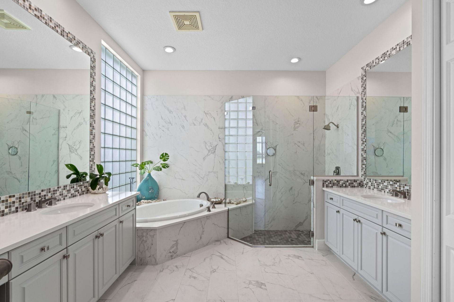 357 Vizcaya Drive, Palm Beach Gardens, FL 33418 Photo