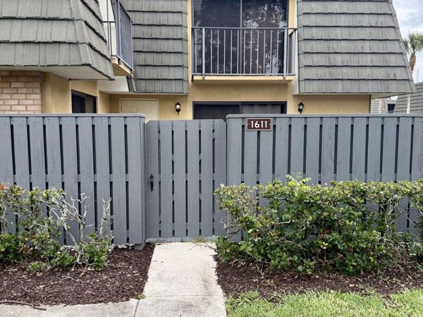 1611 16th Way, West Palm Beach, FL 33407