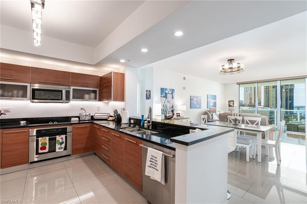 3000 Oasis Grand Blvd, Unit 801, Fort Myers, FL 33916 Photo