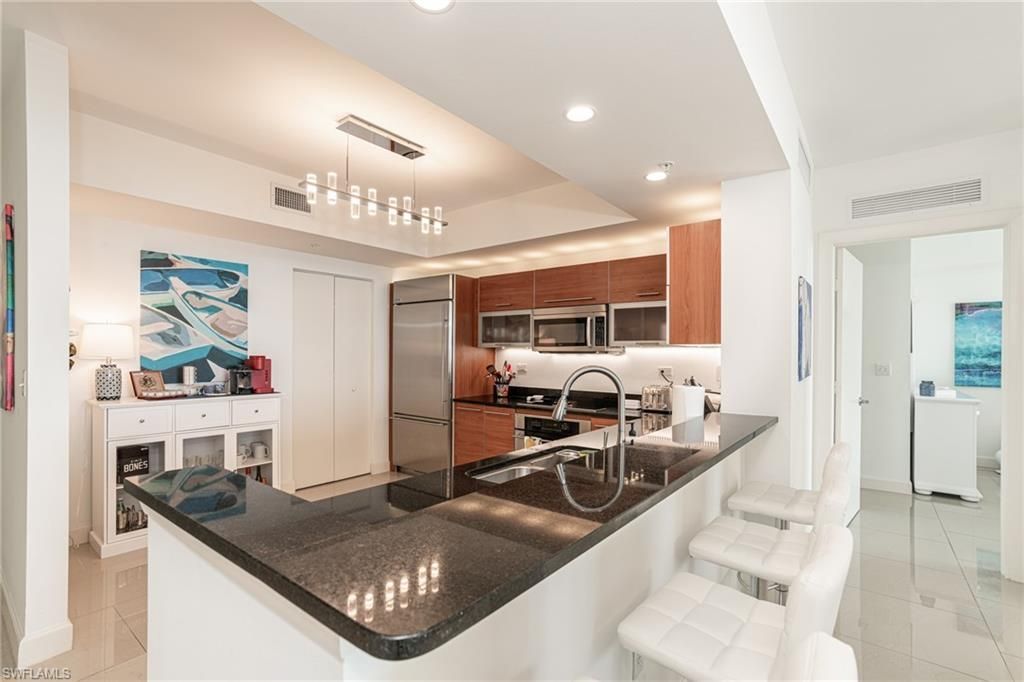 3000 Oasis Grand Blvd, Unit 801, Fort Myers, FL 33916 Photo